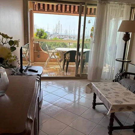 - Piscine Et Vue Sur Le Port Casa vacanze