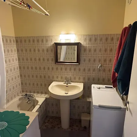 - Piscine Et Vue Sur Le Port 芒通